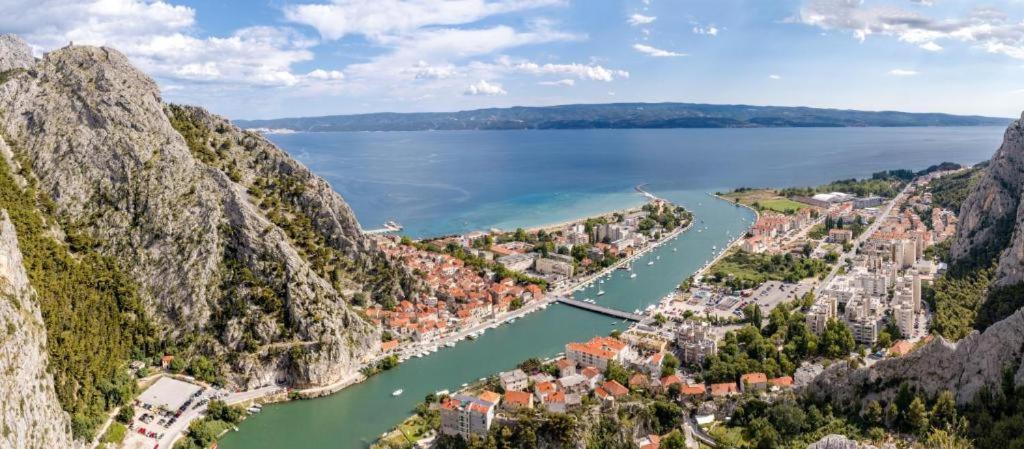 Omis Wind Rose Apartment Exteriér fotografie